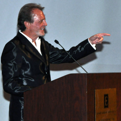 Gerry House making his acceptance speech.
